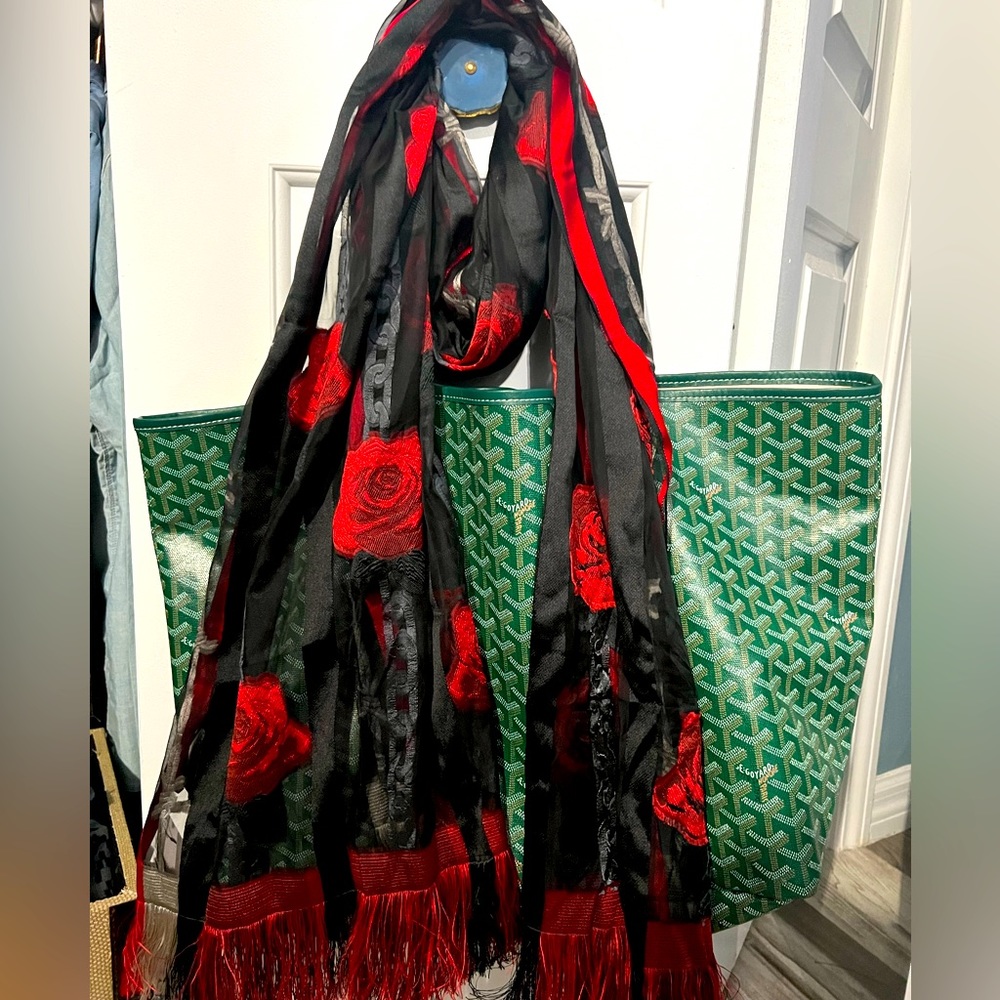 Rare NWT Alexander McQueen Scarf